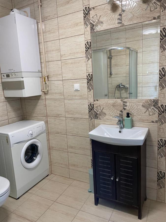 Komfortowe Studio 52 M2 W Centrum Grojca Grojec  Экстерьер фото