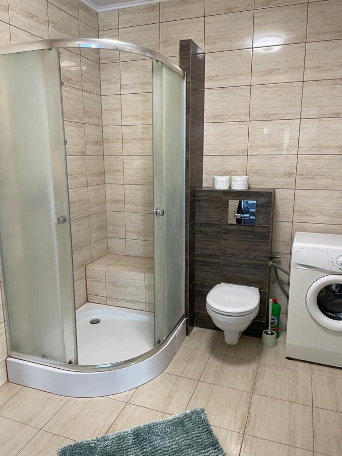 Komfortowe Studio 52 M2 W Centrum Grojca Grojec  Экстерьер фото